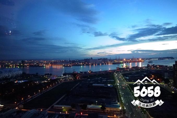 Апартаменти 85旅行家 Гаосюн Екстер'єр фото
